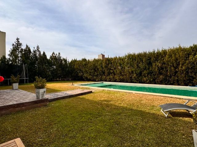 place photo 94