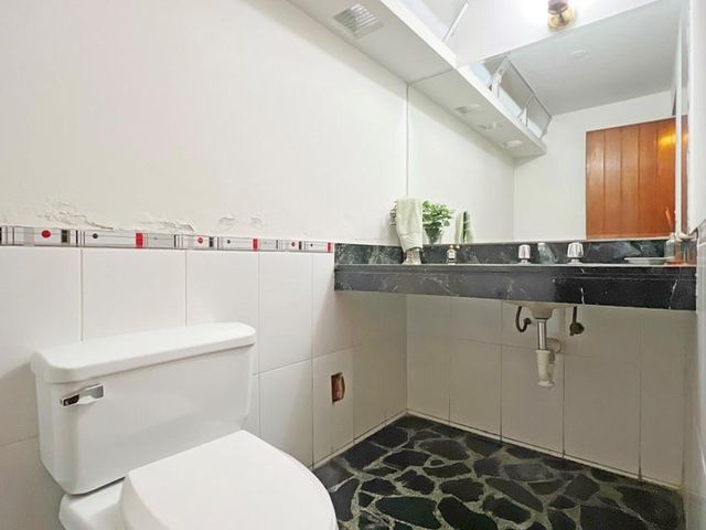 place photo 49