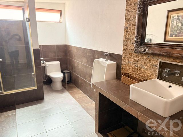 place photo 46
