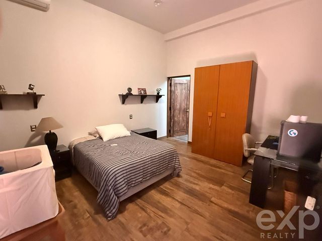 place photo 42