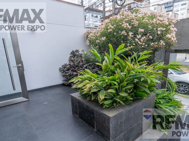 place photo 36