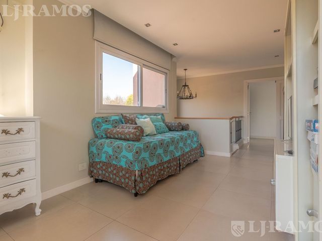 place photo 49