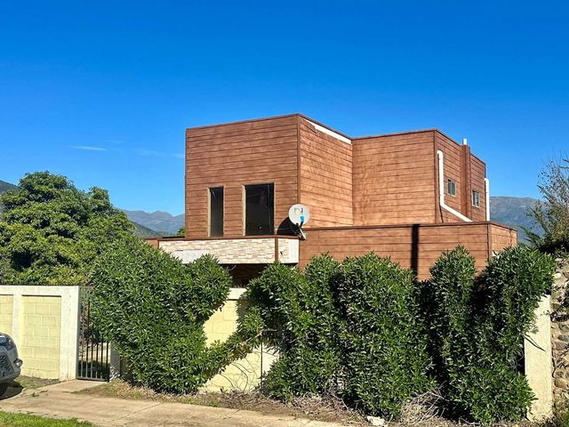 Casa en venta  en OLMUÉ