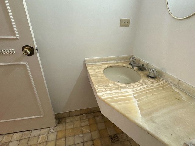 place photo 37