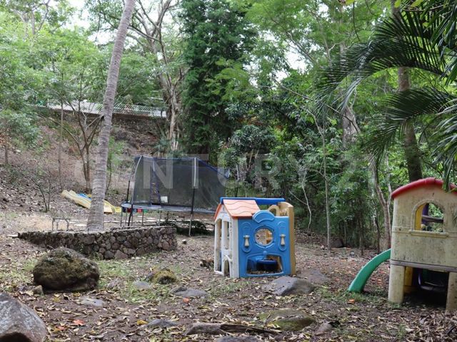place photo 54