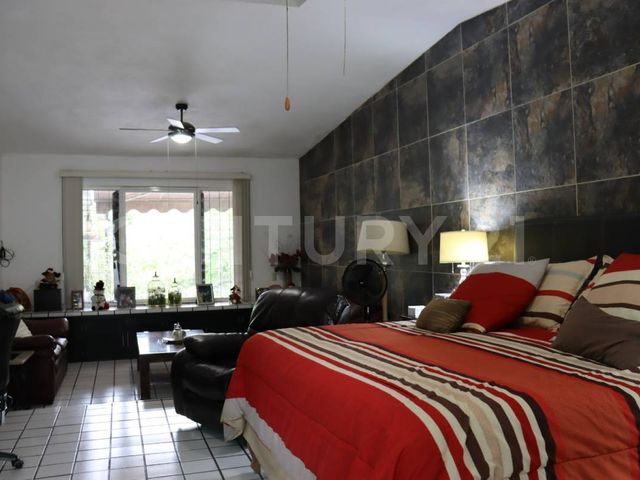 place photo 53