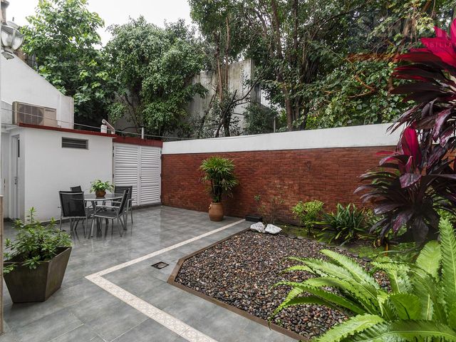 place photo 55