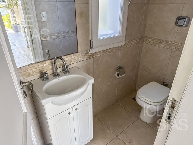 place photo 79