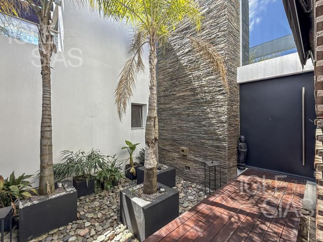 place photo 71