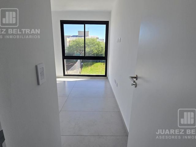 place photo 51