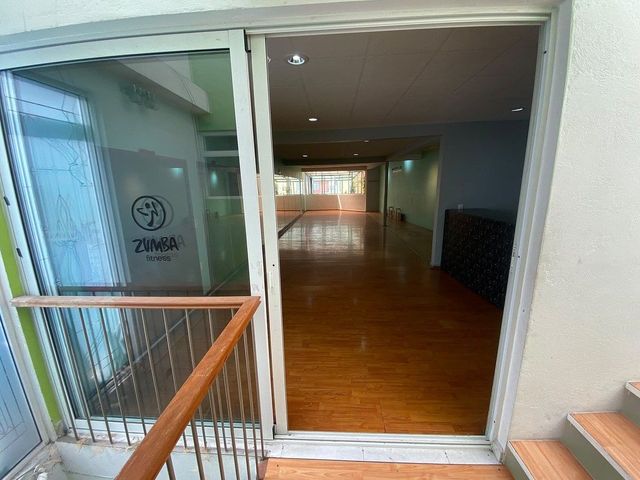 place photo 18
