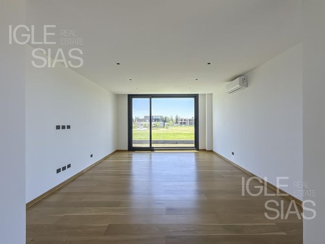 place photo 58
