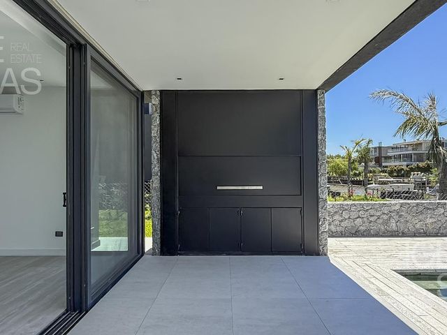 place photo 89