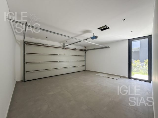 place photo 85