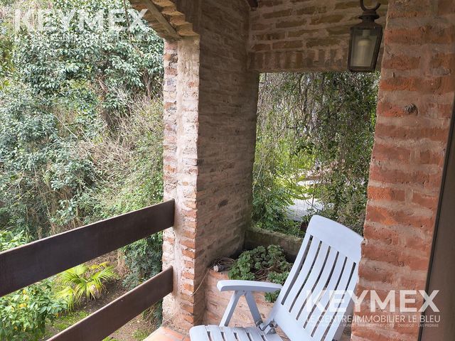 place photo 53
