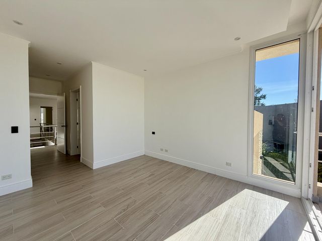 place photo 51