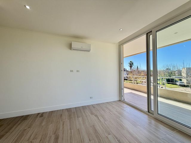 place photo 67
