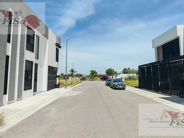 place photo 40