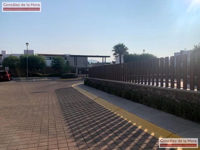place photo 33