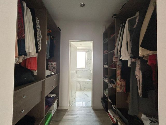 place photo 48