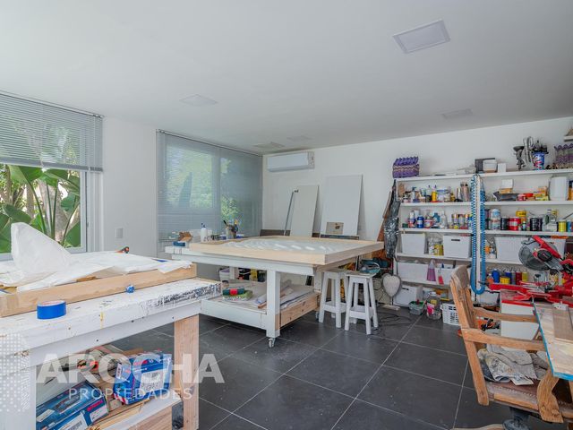 place photo 48