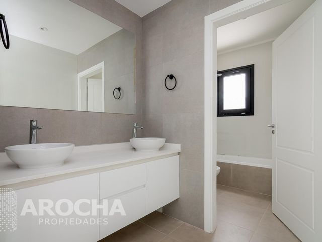 place photo 48