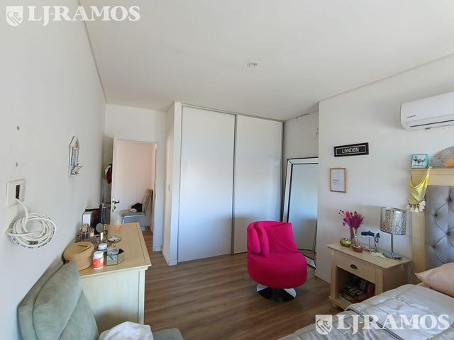 place photo 78