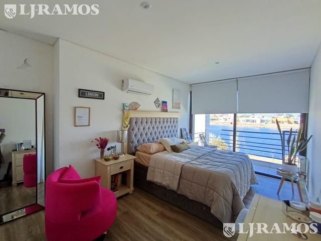 place photo 77