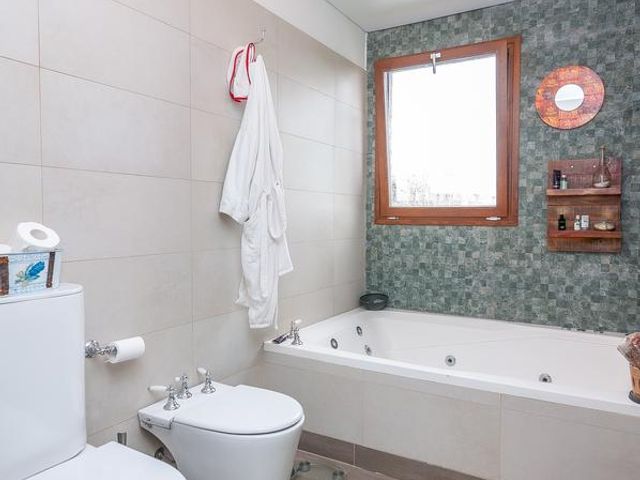 place photo 90