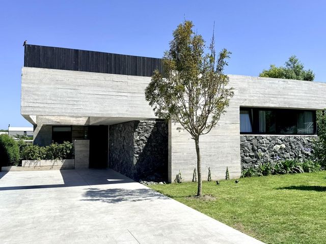 place photo 51