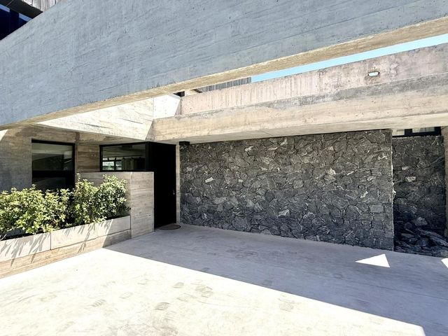 place photo 50