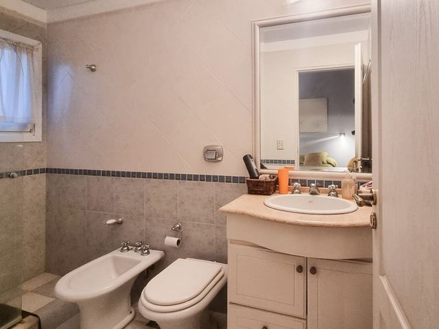 place photo 48