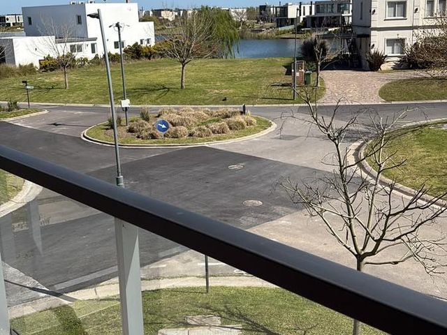 place photo 52