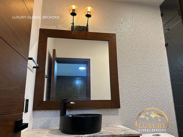 place photo 47
