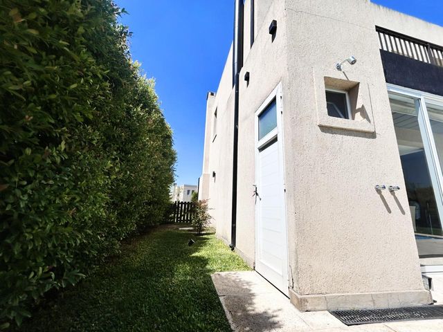 place photo 58