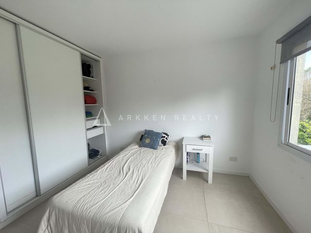 place photo 48