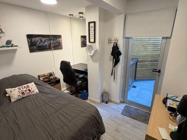 place photo 25