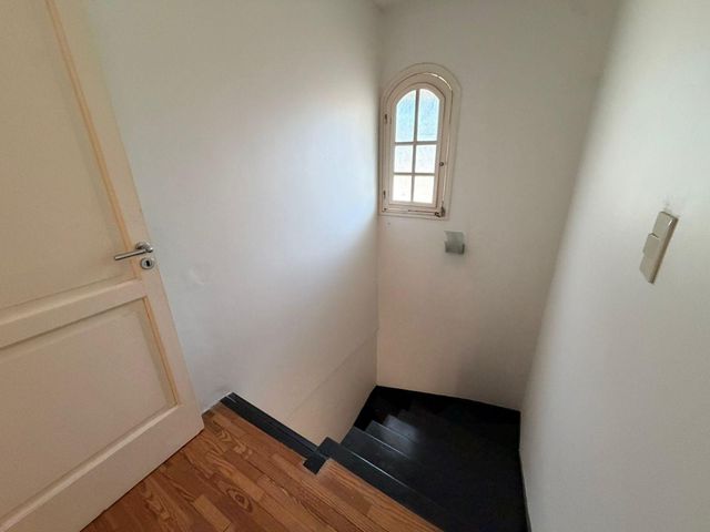place photo 90