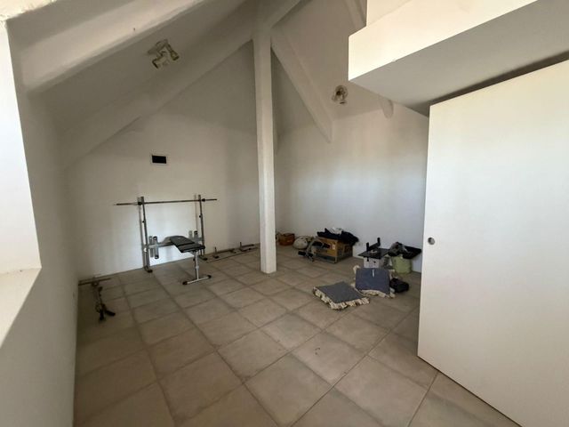 place photo 86
