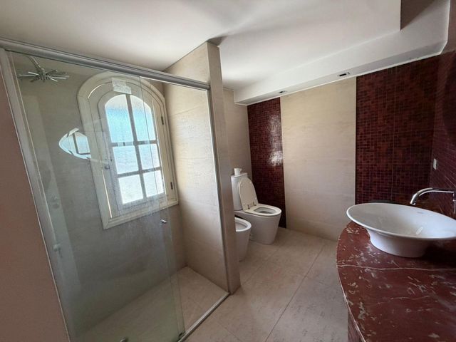 place photo 83
