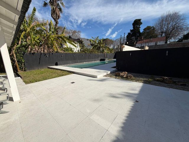 place photo 98