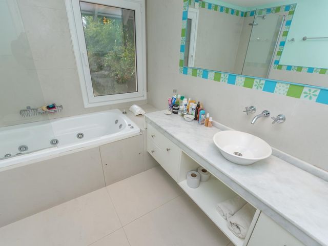 place photo 54