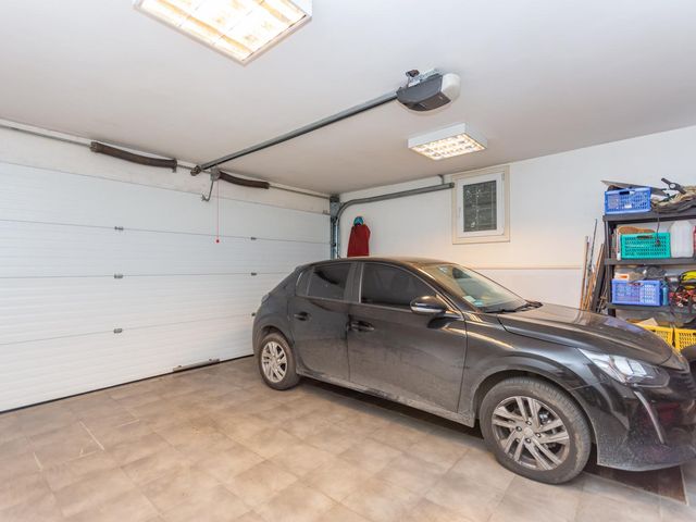 place photo 69