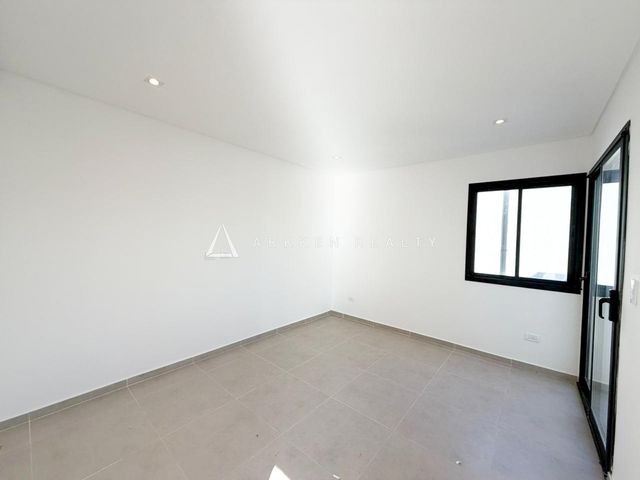 place photo 49