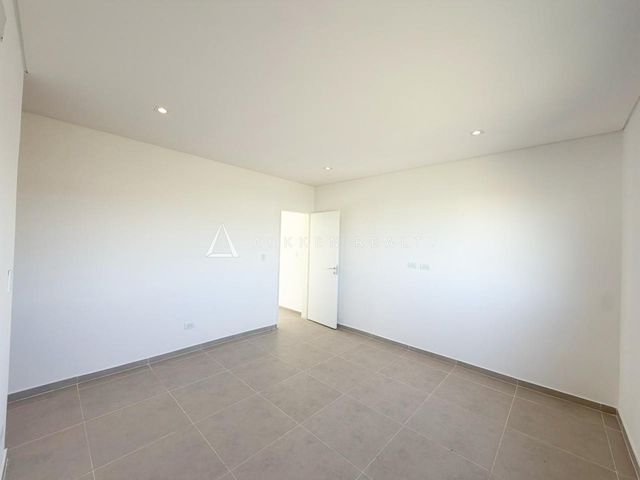 place photo 53