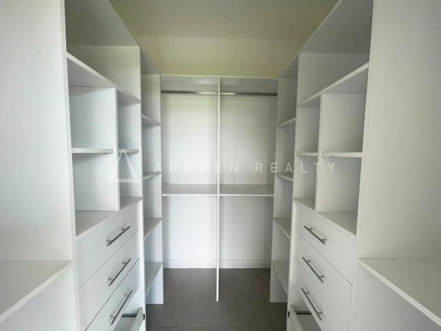 place photo 76