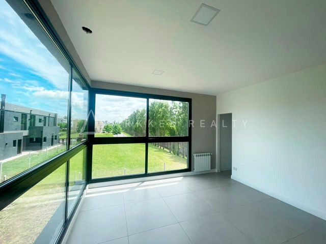 place photo 97