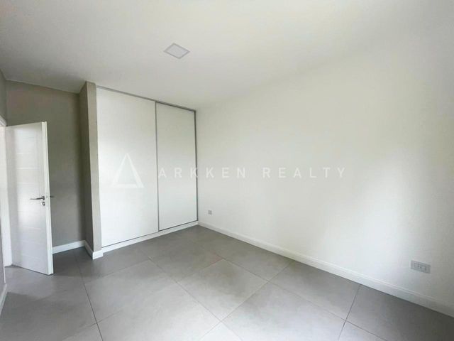 place photo 68