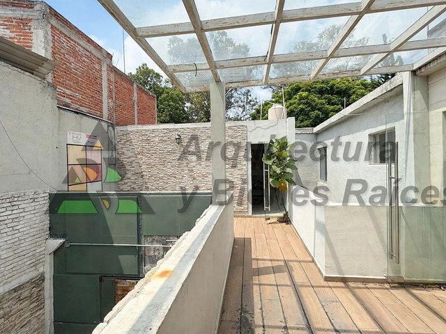 place photo 18