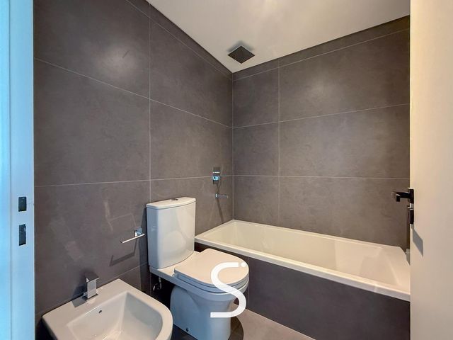 place photo 48